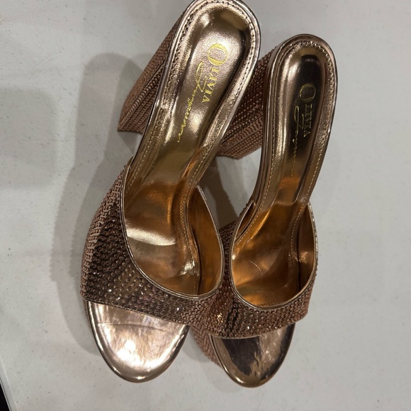 Olivia rose gold rhinestoned platform heels / size 9 / Excellent condition - Picture 8 of 14
